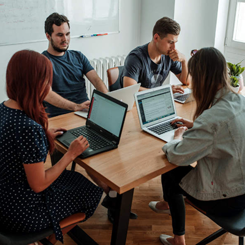 Kullanıcıya varan anlık destek hizmetimizle her an çözüm yanınızda